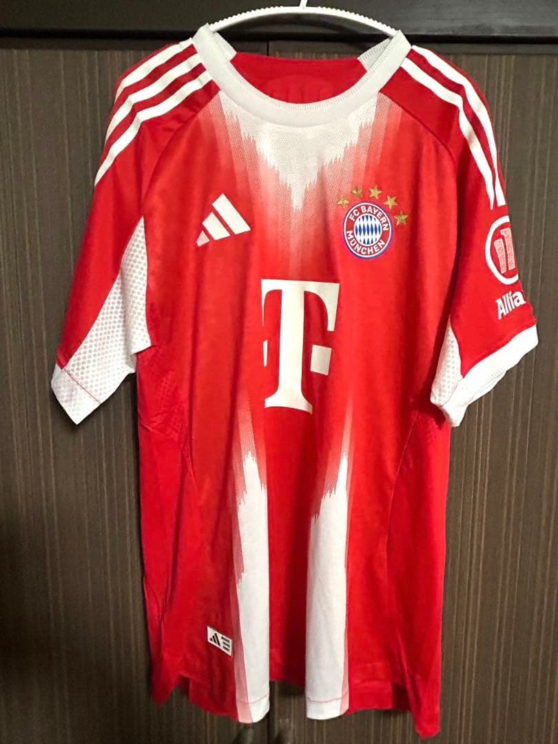 バイエルン・ミュンヘン オリーセ17 ユニフォーム 25/26 Lサイズ