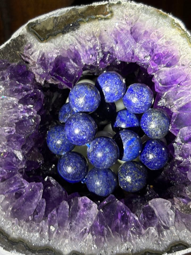 アメジストドーム　色濃い