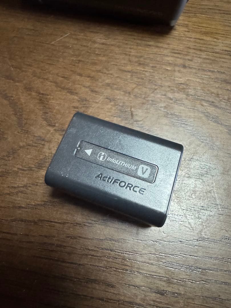 【SONY HDR-CX680 】　ハンディカム ビデオカメラ