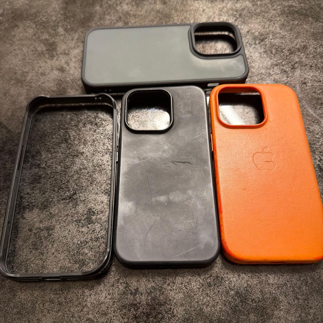 iphone14pro 128GB スペースブラック　ケース6つ付き