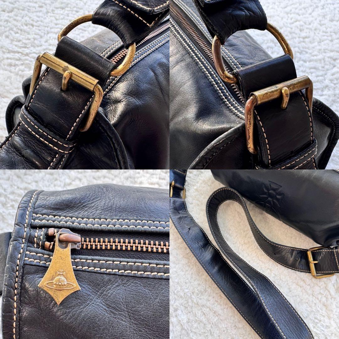 希少品 ヴィヴィアンウエストウッド ショルダーバッグ アコード筒型 オーブ型押し