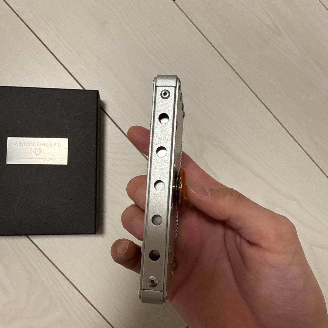 AERO CONCEPT. エアロコンセプト スタッズ付き名刺入れ