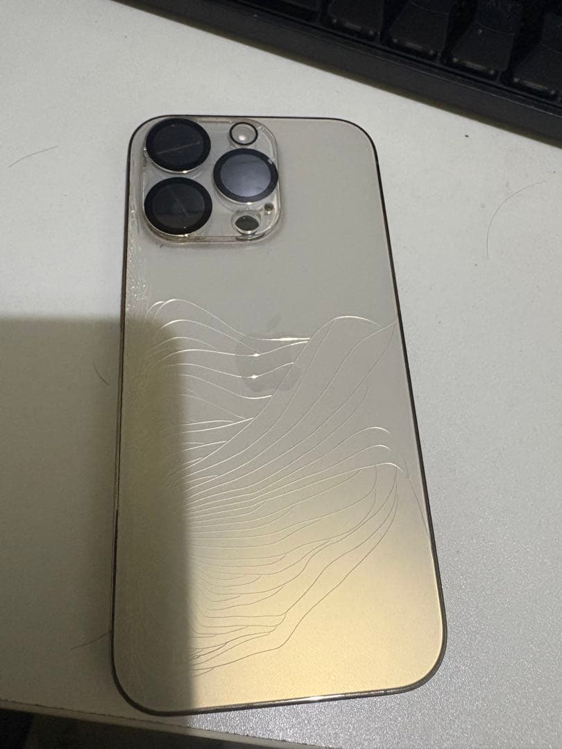 Apple iPhone 14 Pro ゴールド 128GB 液晶割れなし