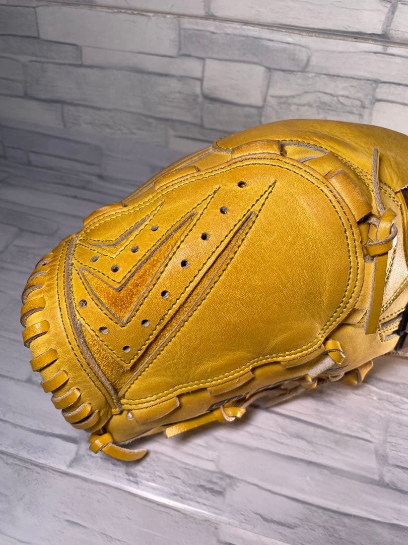 アシックス左投手用グローブ