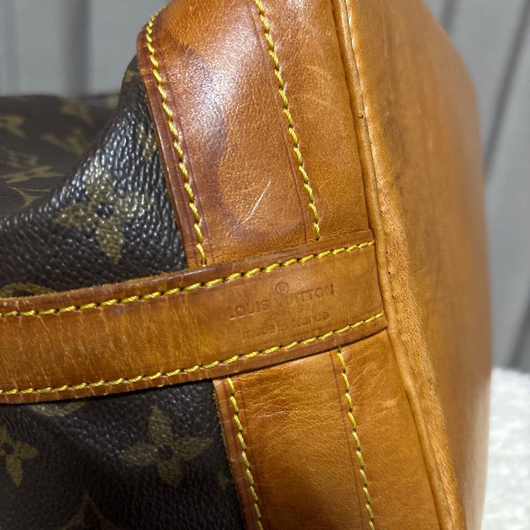 LOUIS VUITTONモノグラム　ショルダーバッグ