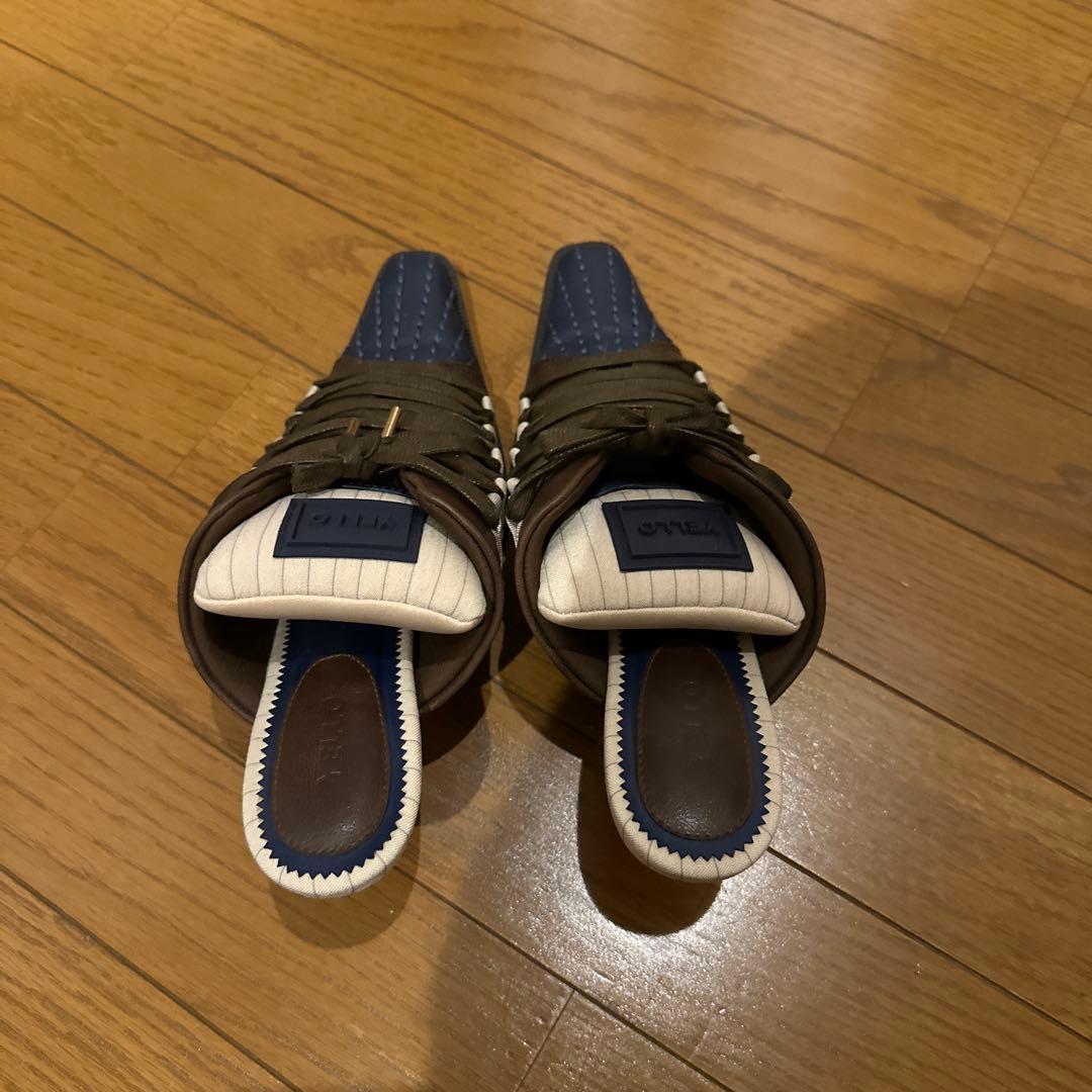 YELLOW　スニーカーミュール