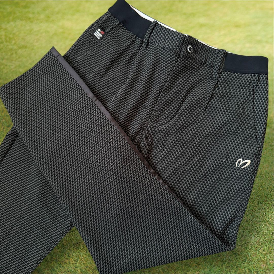 人気デザイン　マスターバニー　パンツ　S〜M相当　総柄　黒　グレー　3