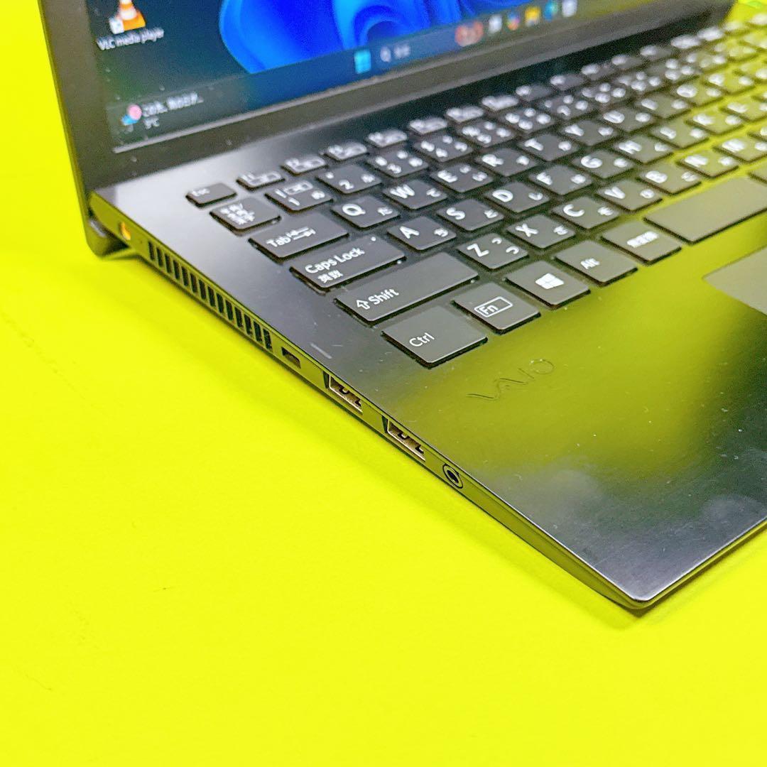 極速16GB‼️第8世代i7 windows ノートパソコン 薄型軽量 SSD