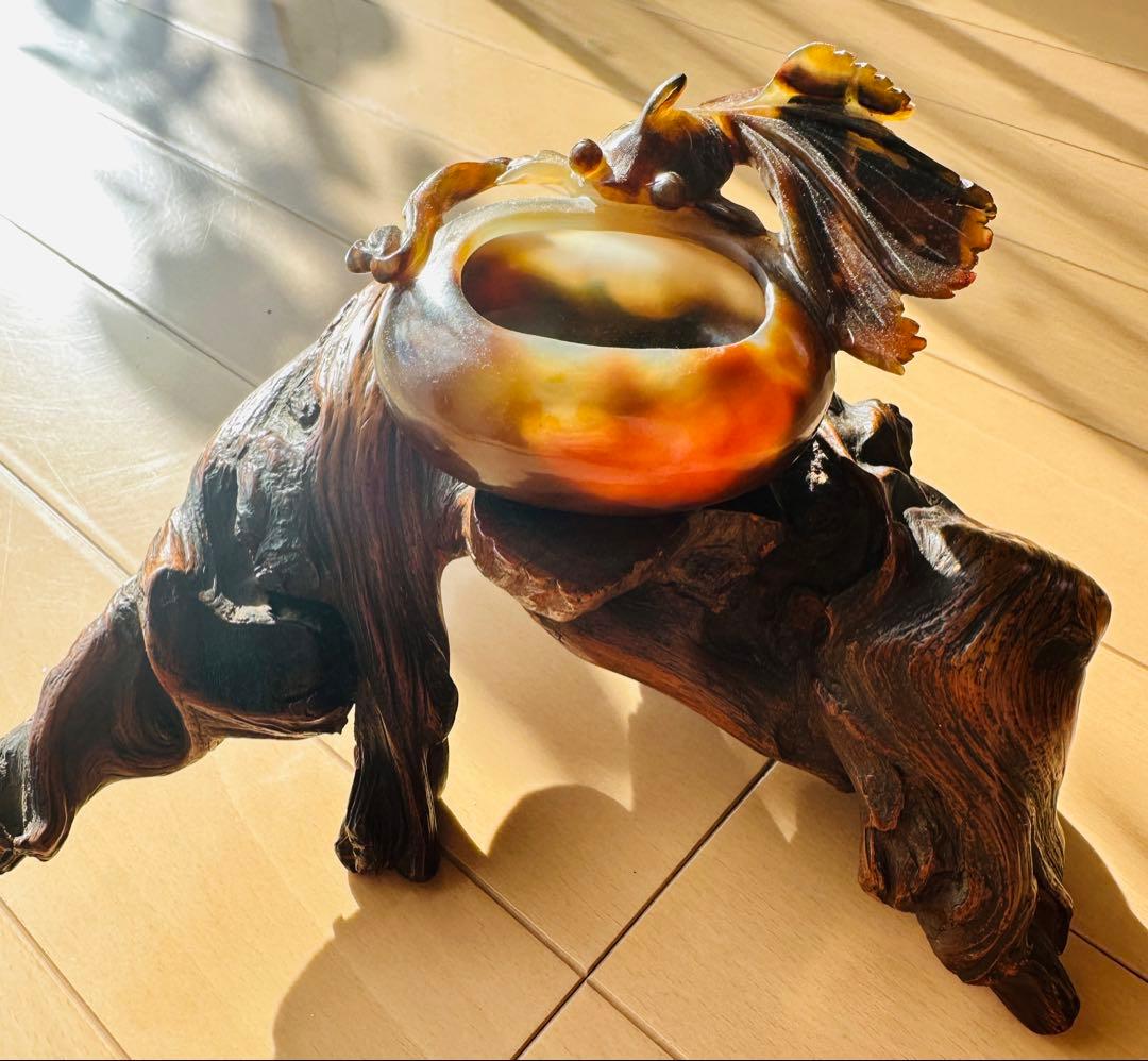 古董品 瑪瑙 刻 猿と金魚筆洗置物 木台 （ただです）旧家蔵出