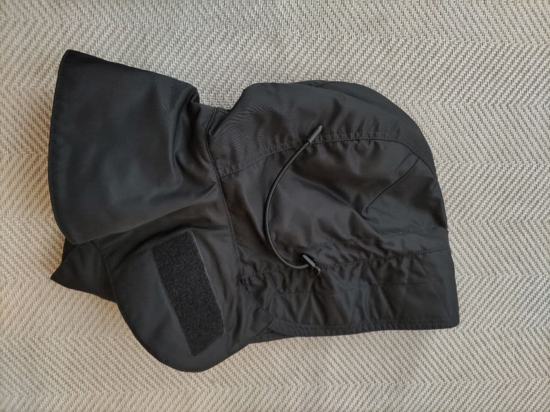 バーバリー　未使用　ナイロンジャケット　新タグ　Mサイズ