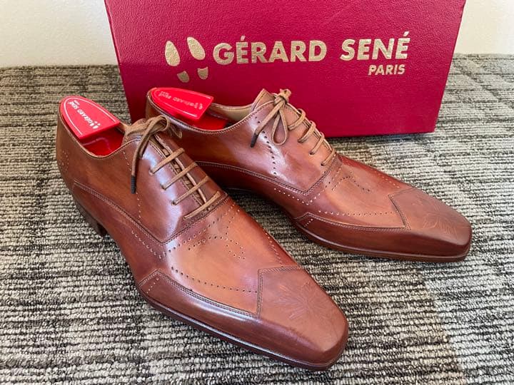 値下げ　新品.未使用　ジェラールセネ ウイングチップ革靴