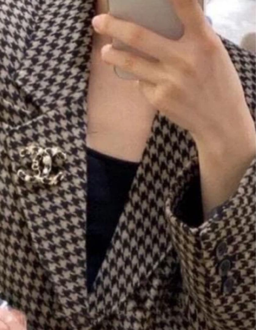 CHANEL ブローチ