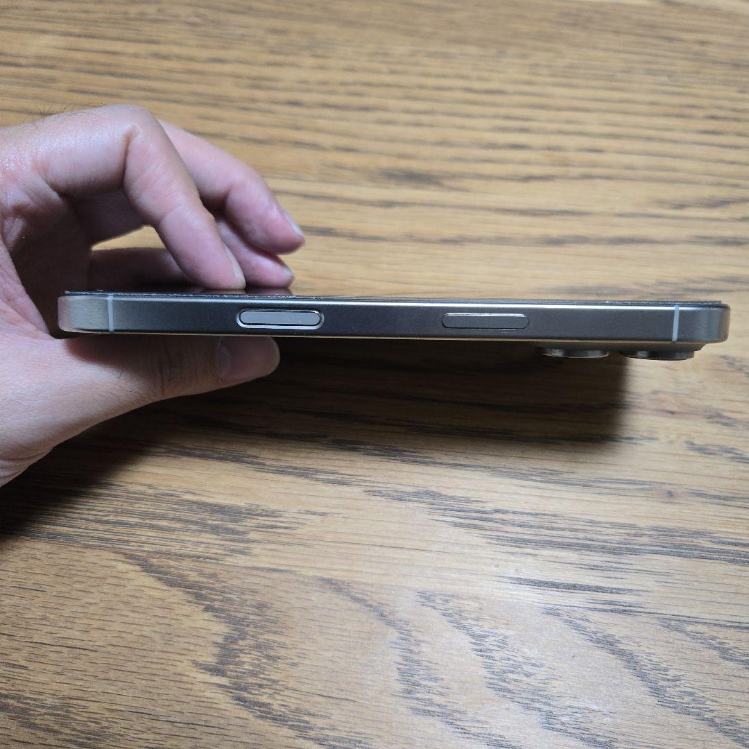 わ*ん様 Apple iPhone 16 pro 128GB