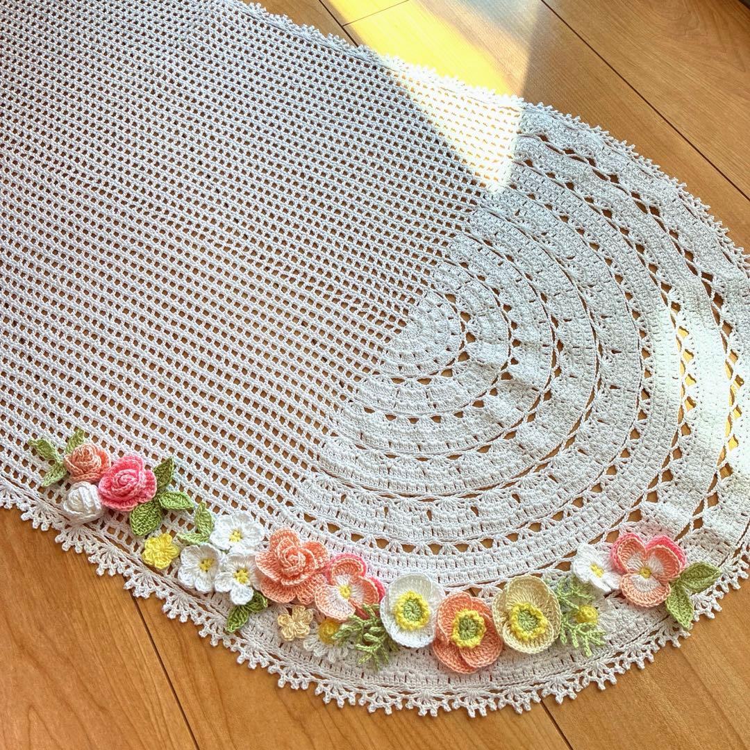 【74】☆*.ミリ.*☆専用　ハンドメイドレース編み　楕円の大きめのドイリー