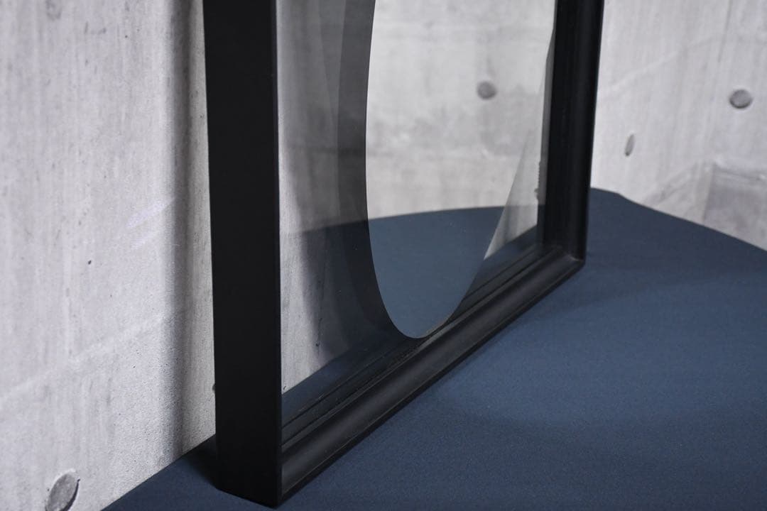 EEK132 展示品 カッシーナ デッドライン ミラー 29万 ブラックフレーム