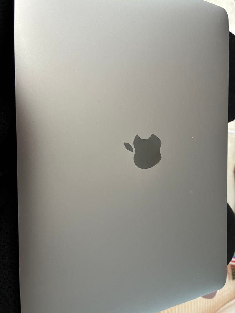 極美品　MacBook Air 13インチ 2020年 Intelモデル