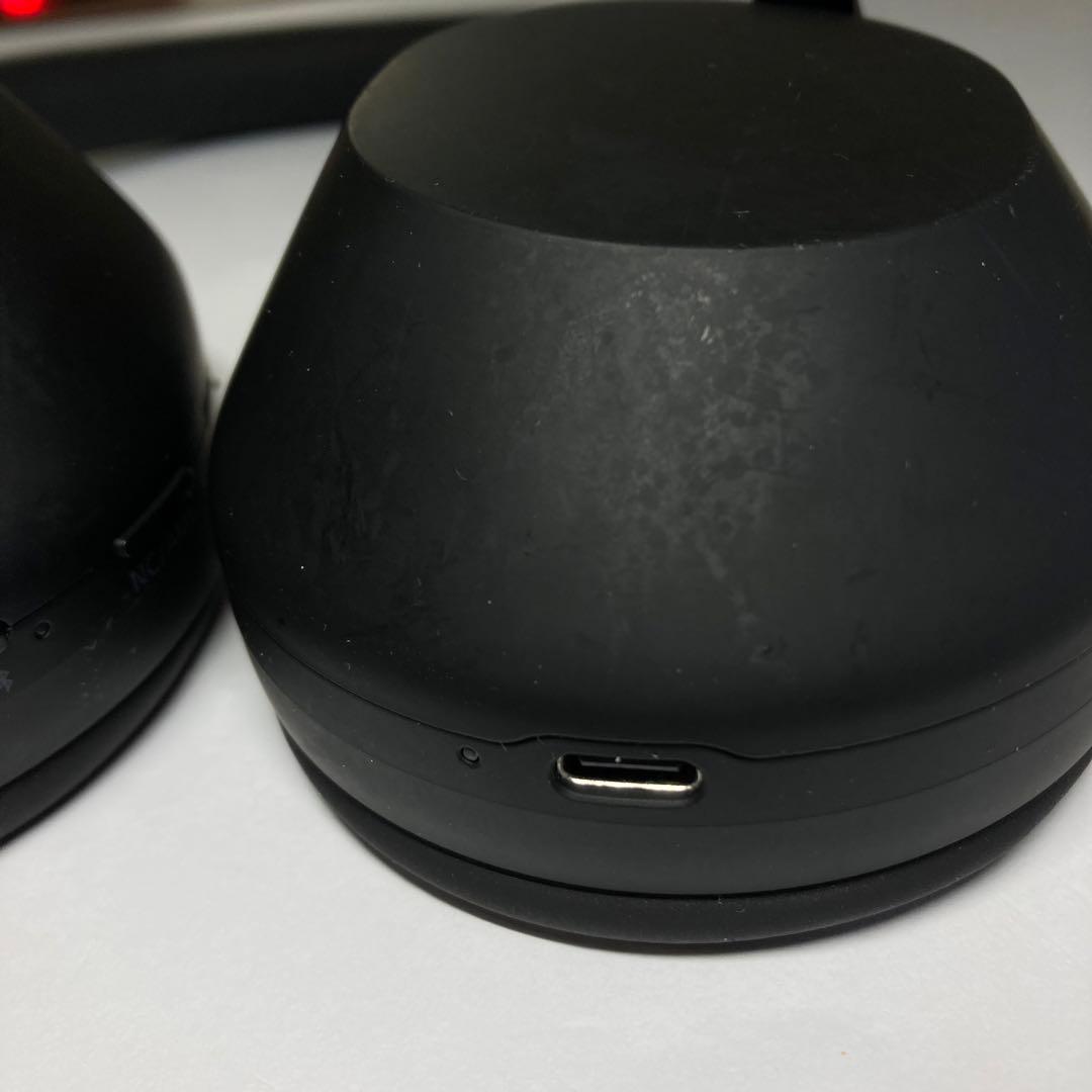 SONY/ソニー　WH-1000XM5 ワイヤレスヘッドホン ブラック　B744