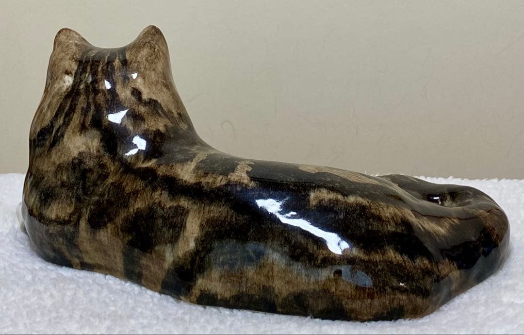 サイズ6 ウィンスタンレイキャット ケンジントンキャット　横たわり猫　貫入無し