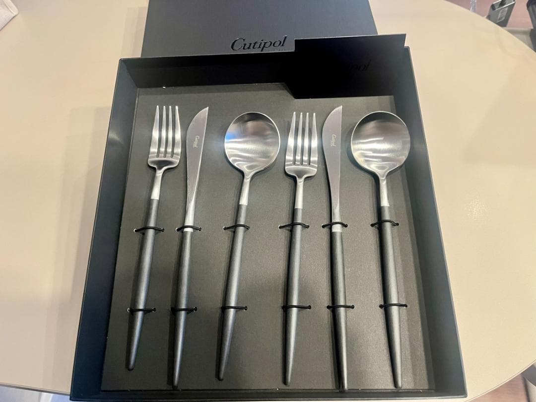 Cutipol カトラリーセット シルバー