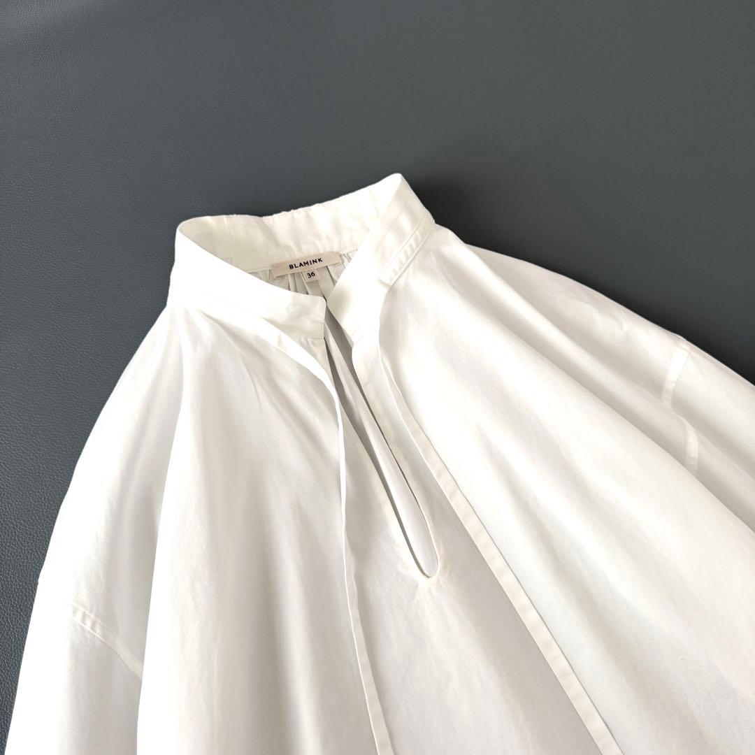 BLAMINK 定価8.2万円 ギャザースタンドカラーリボンブラウス ホワイト