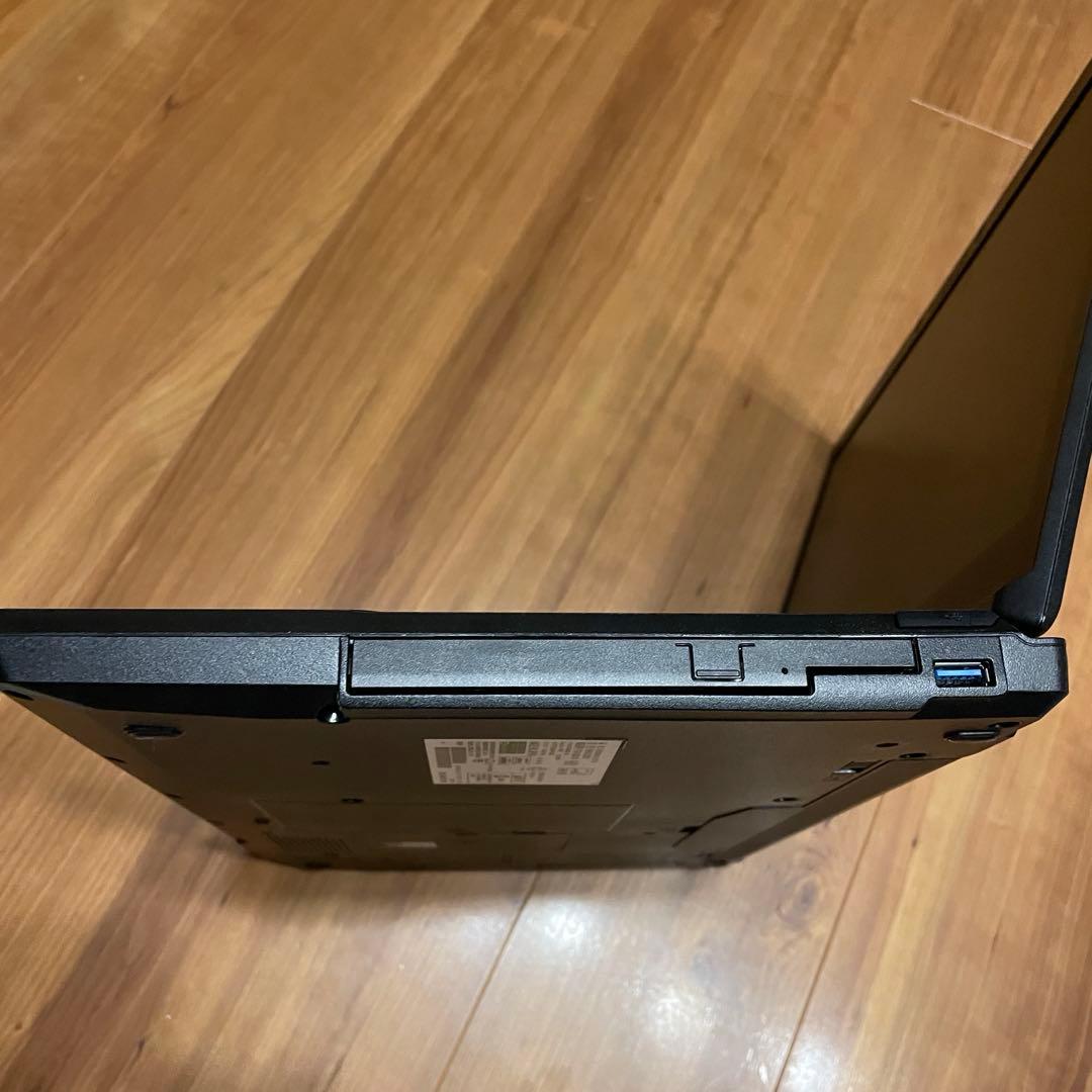 富士通 LIFEBOOK A577/R Core i5 Win11