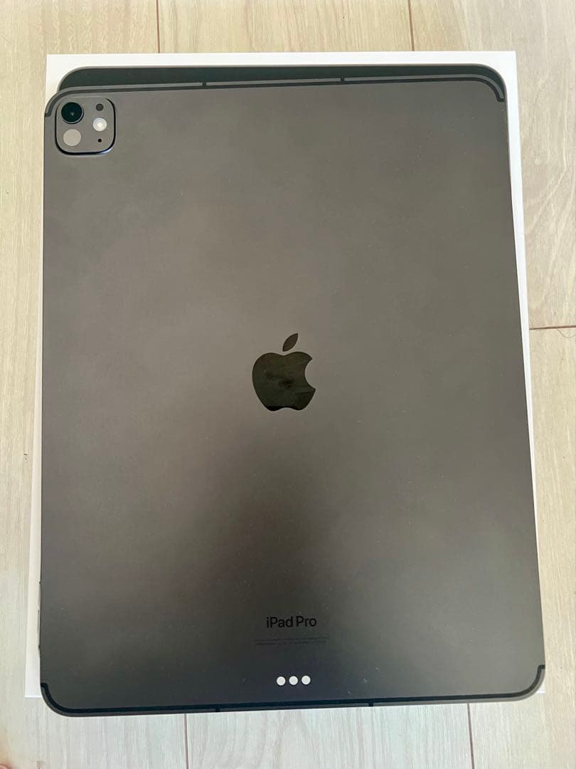 美品　iPadPro13インチM4 Wi-Fi+セルラー/1TB/ブラック