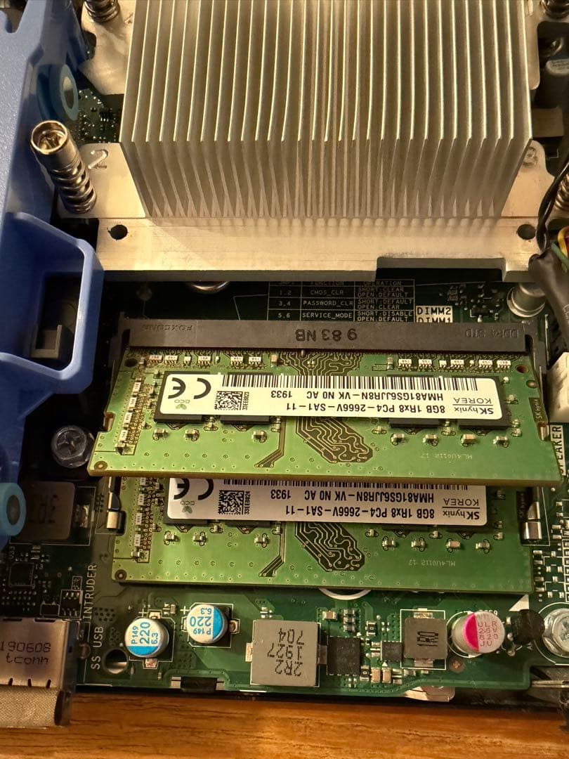 デル Optiplex 7060 Micro メモリ16GB SSD1TB