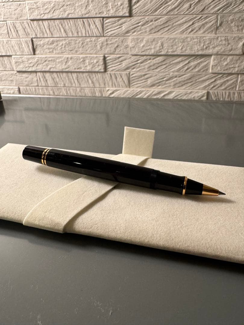 ペリカン　ローラーボールペン　スーべレーン　R400