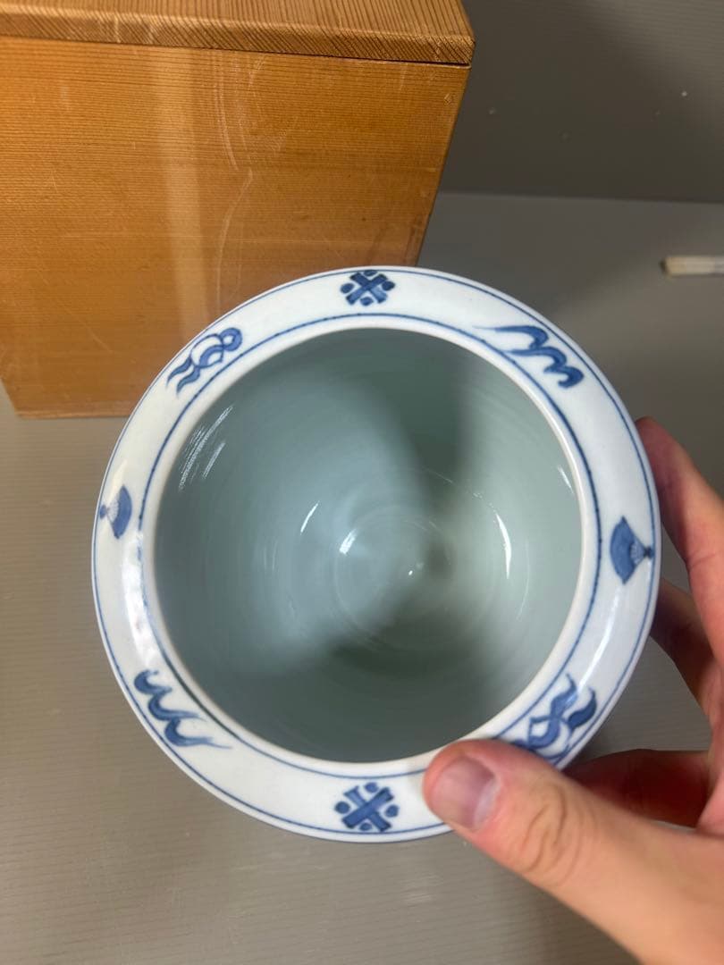 2637 川瀬満之作　染付花鳥文　水指　共箱　茶道具