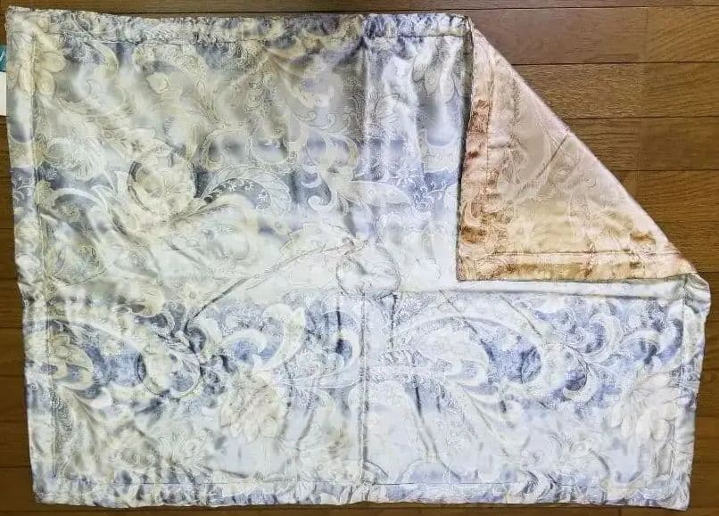 シルク、真綿、まわた(絹)100%ひざ掛け②、備長炭シート入り、遠赤外線、日本製