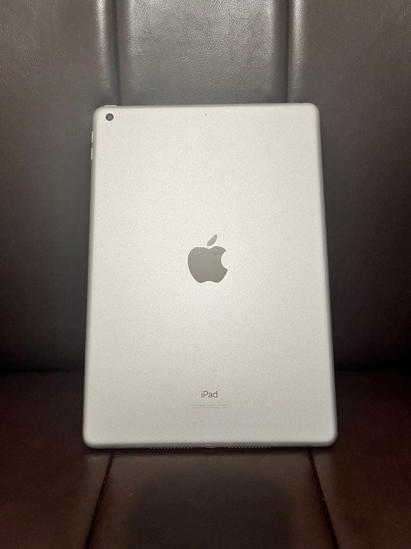 iPad 第８世代 本体 32GB スペースグレー キーボードセット