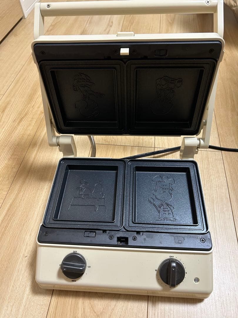 BRUNO スヌーピー　ホットサンドメーカー