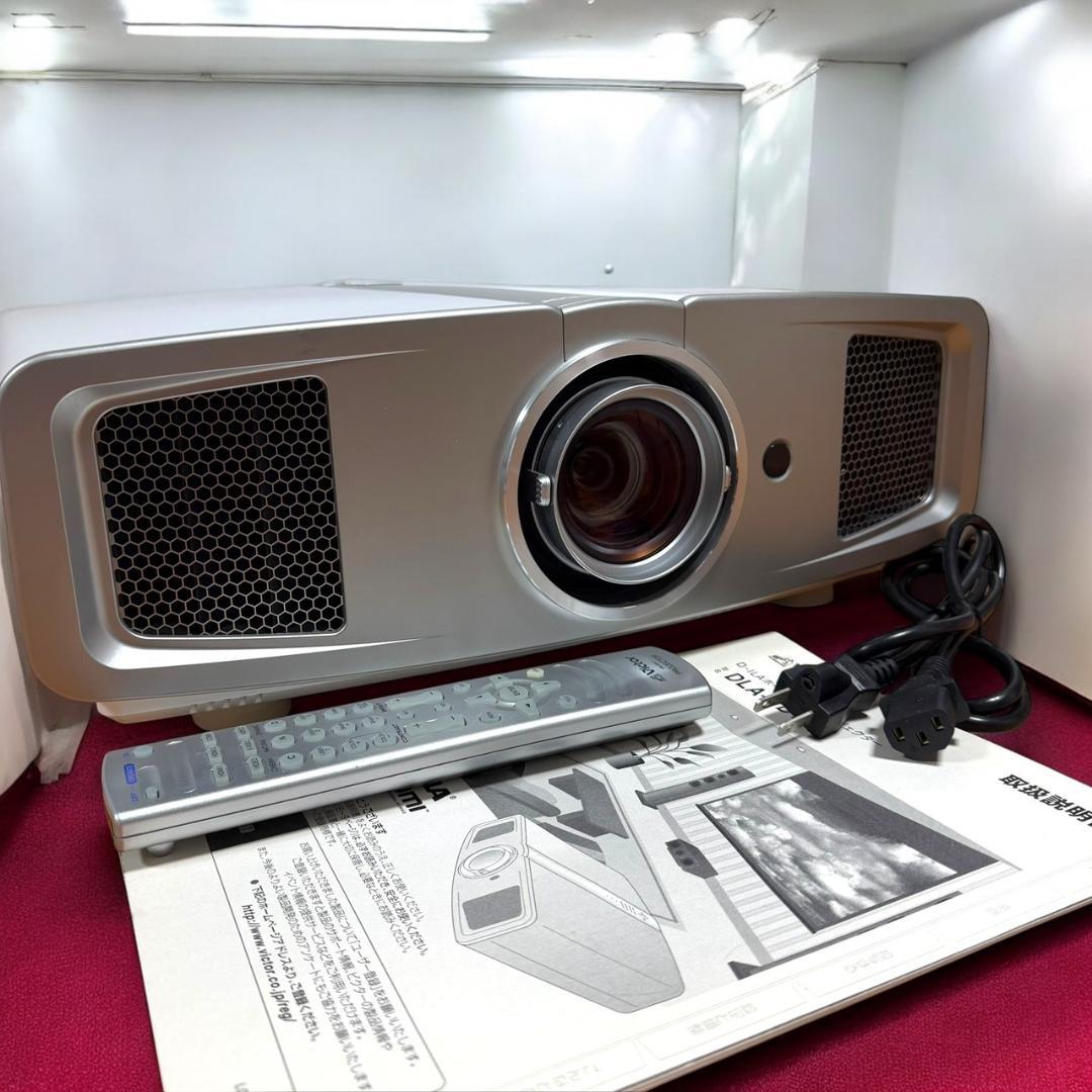 ☆極美品 ビクター DLA-HD1 D-ILAホームシアタープロジェクター