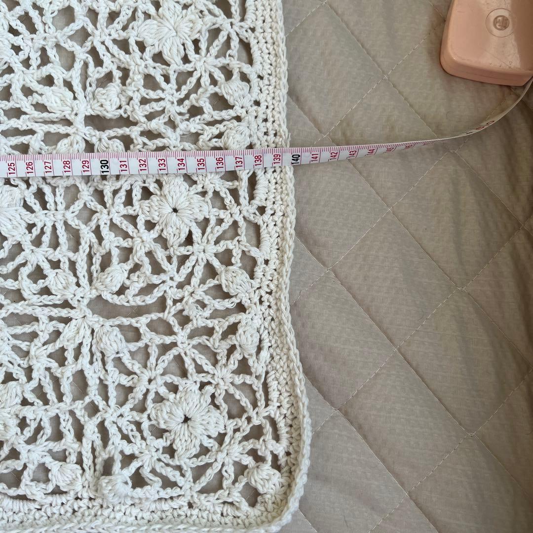 ホワイトレース編み コットン製　マルチカバー