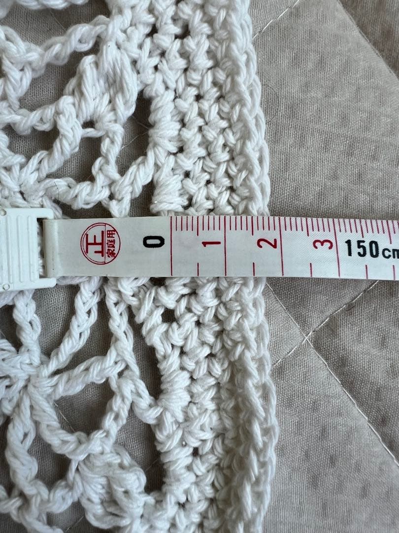 ホワイトレース編み コットン製　マルチカバー