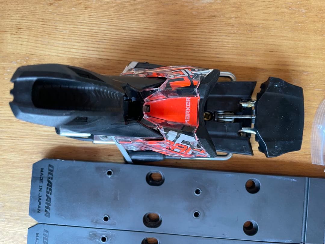 24マーカーXCOMP16ビンディング 25オガサカSR 585プレート