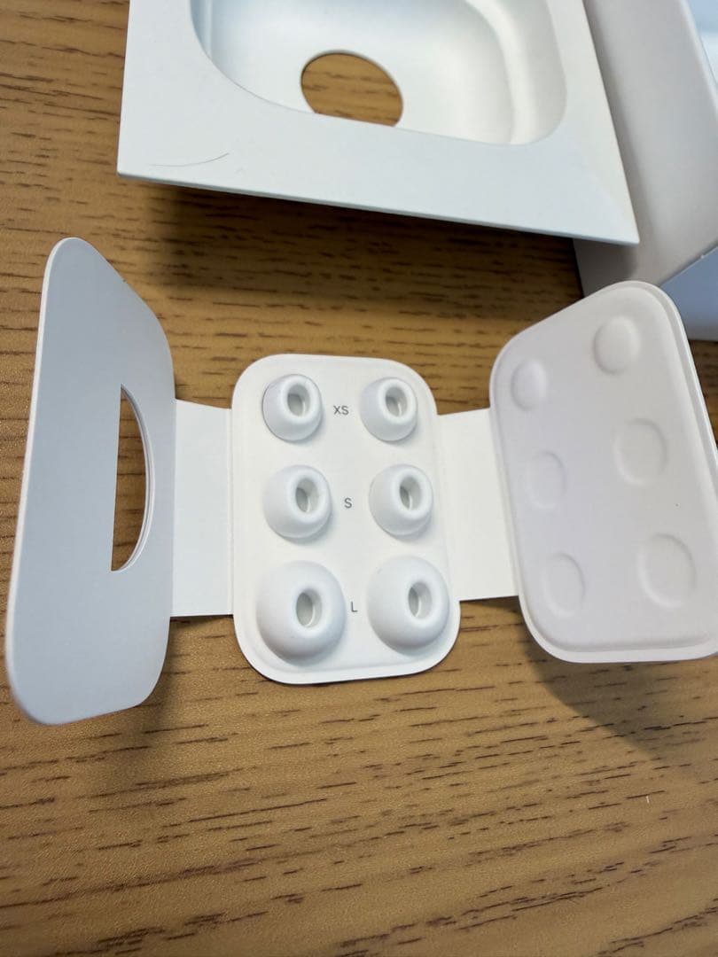 AirPods Pro（第2世代）USB-C 充電ケース付き