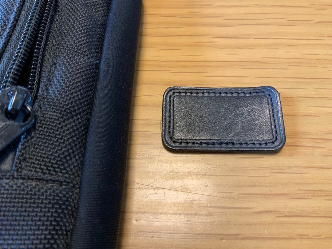 TUMI PCケース　ラップトップカバー　ミディアム　タンパッチ