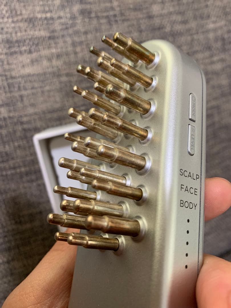 SALONIA EMSリフトブラシ 充電ケーブル付き