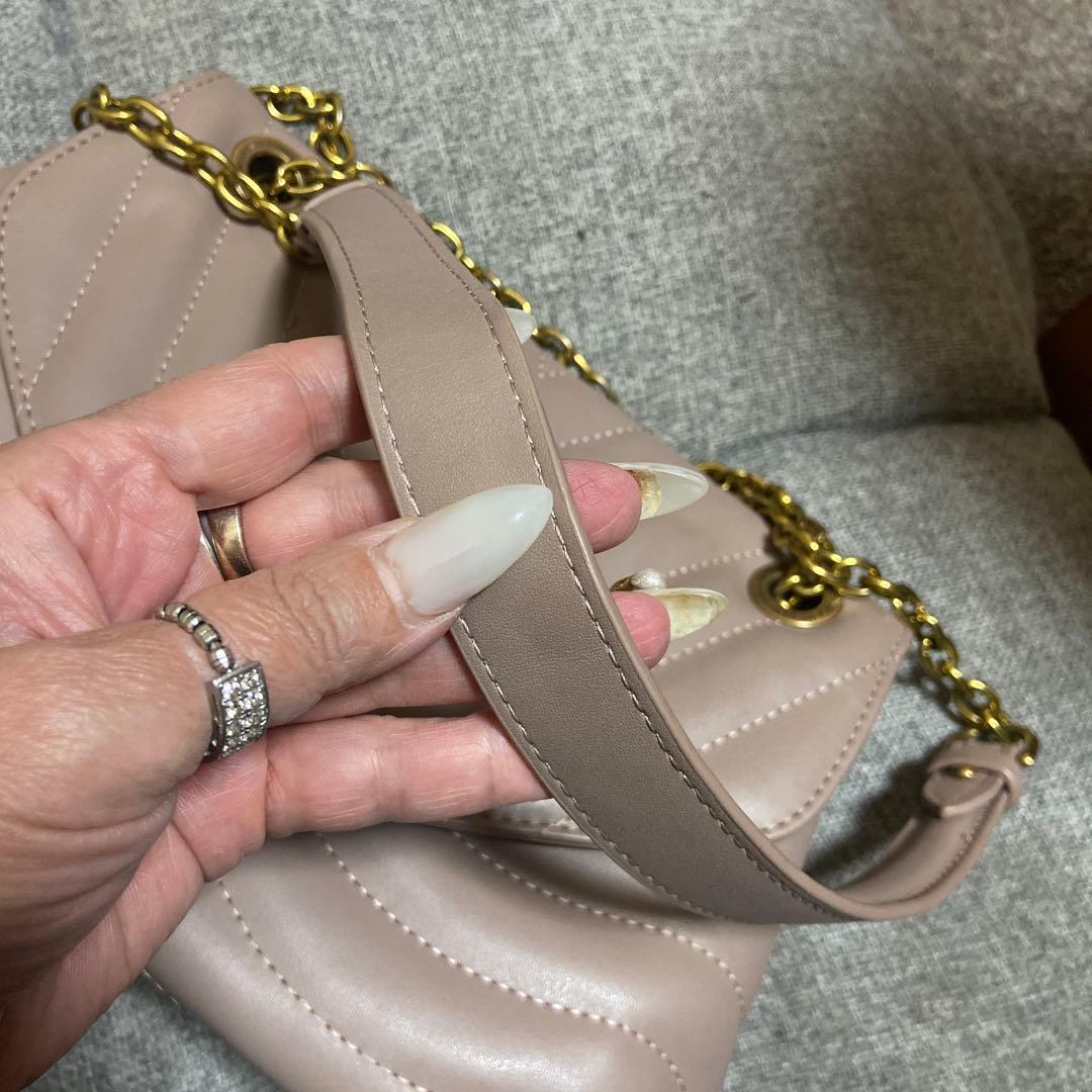 Louis Vuitton キルティングショルダーバッグ