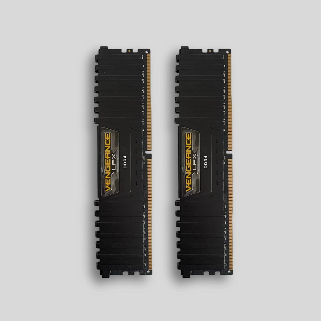【CORSAIR】DDR4 8GB×2 2666MHz メモリ RAM 2枚組