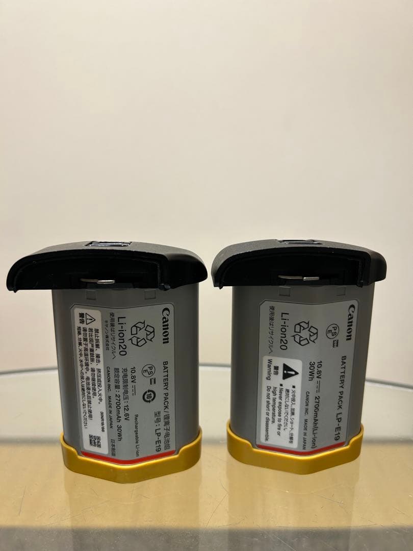 【特価】Canon EOS-1D X Mark2 付属品多数