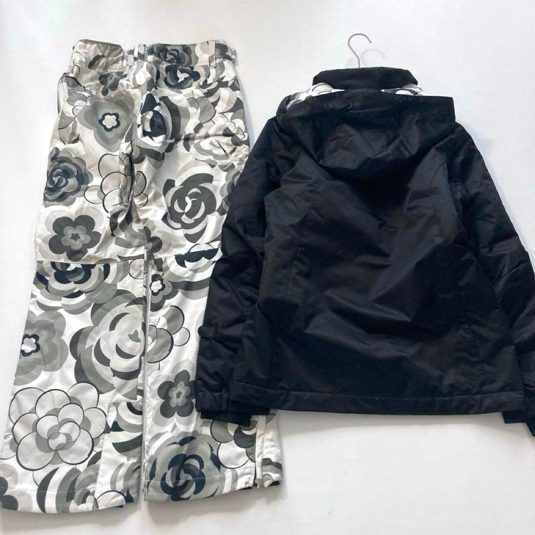 【高機能】デサント　レディース スキーウェア 上下セット L 花柄 ヒートナビ