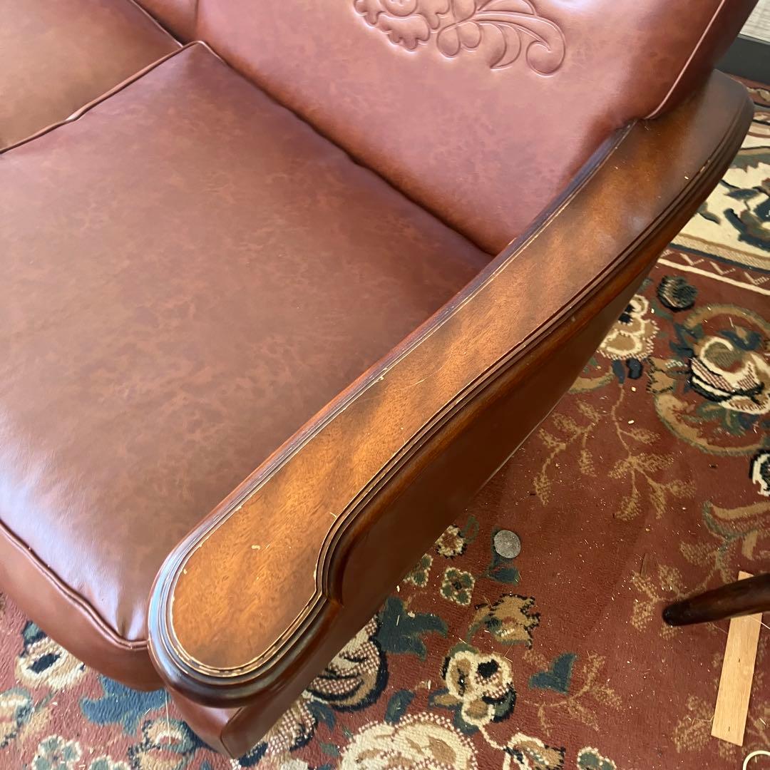 昭和レトロ オールドカリモク 古家具 三人掛けレザーソファー アームチェア 装飾