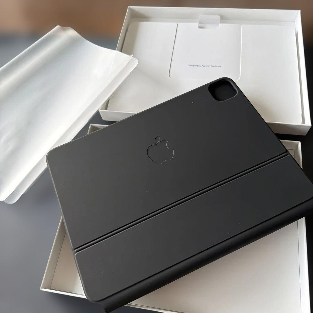 新品Apple 純正 iPad MagiKeyboard 11インチ