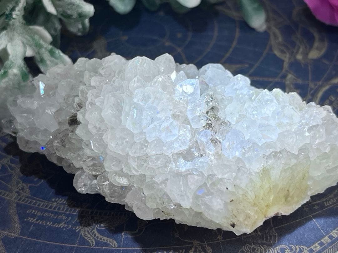 インド産　アナンダライト　水晶　クリスタル　レインボークォーツ　原石　クラスター