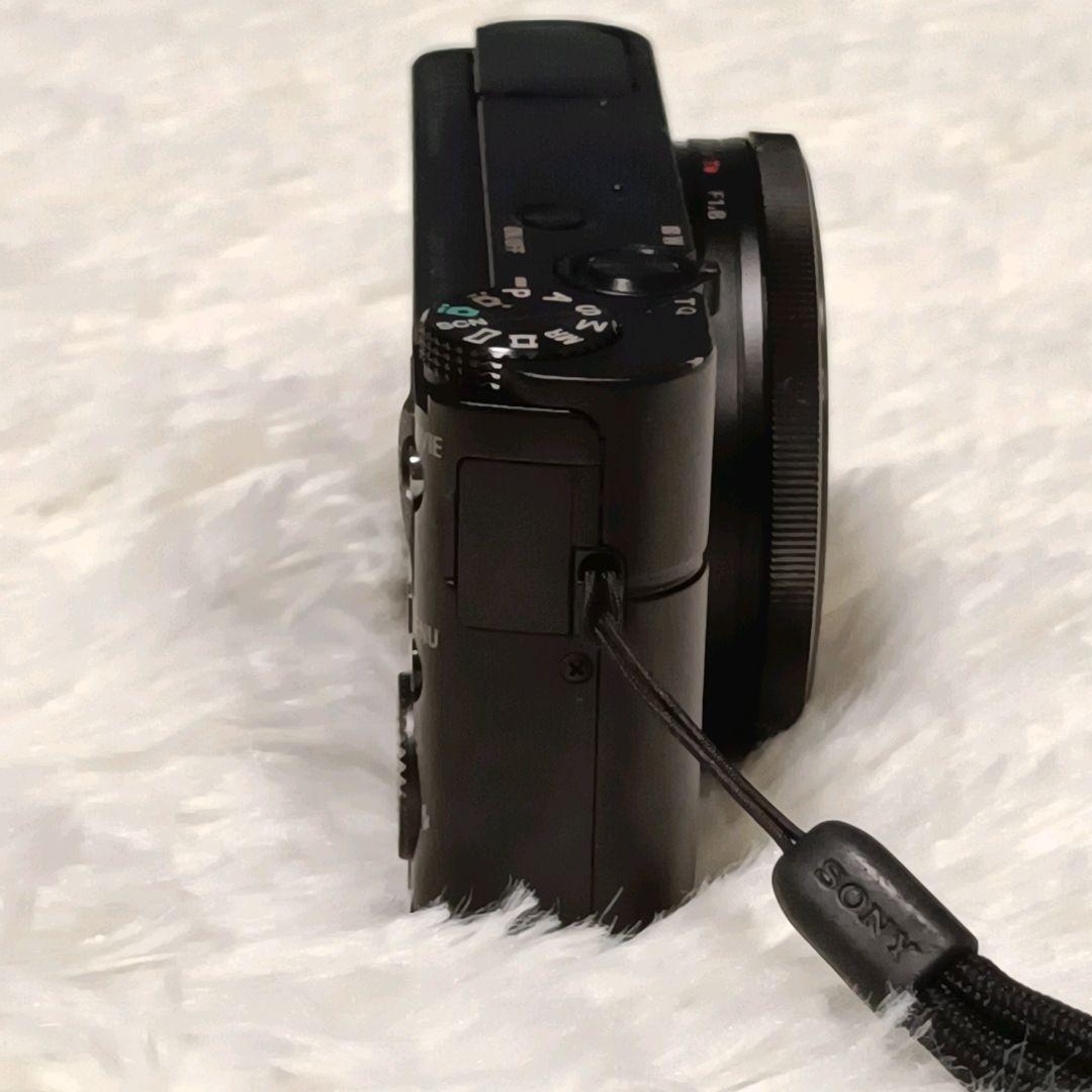 【人気モデル】Sony Cyber-shot DSC-RX100 高性能