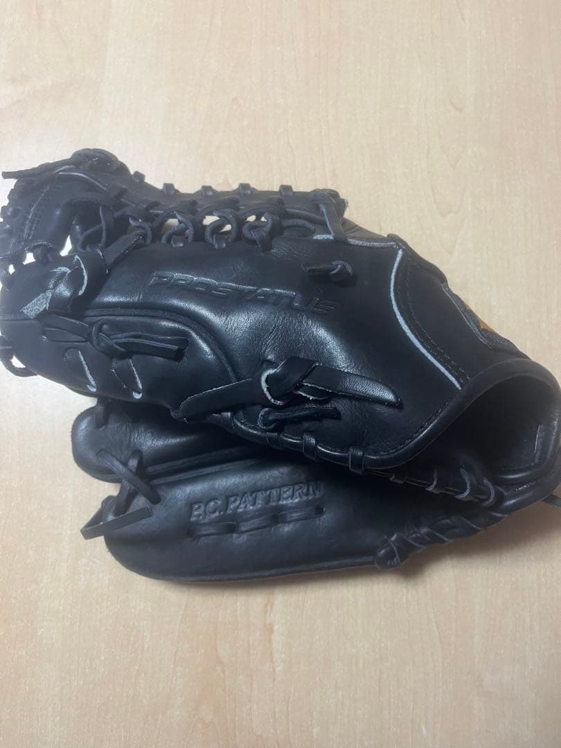 ZETT プロステイタス 左投げ用グローブ 黒 旧ロゴ