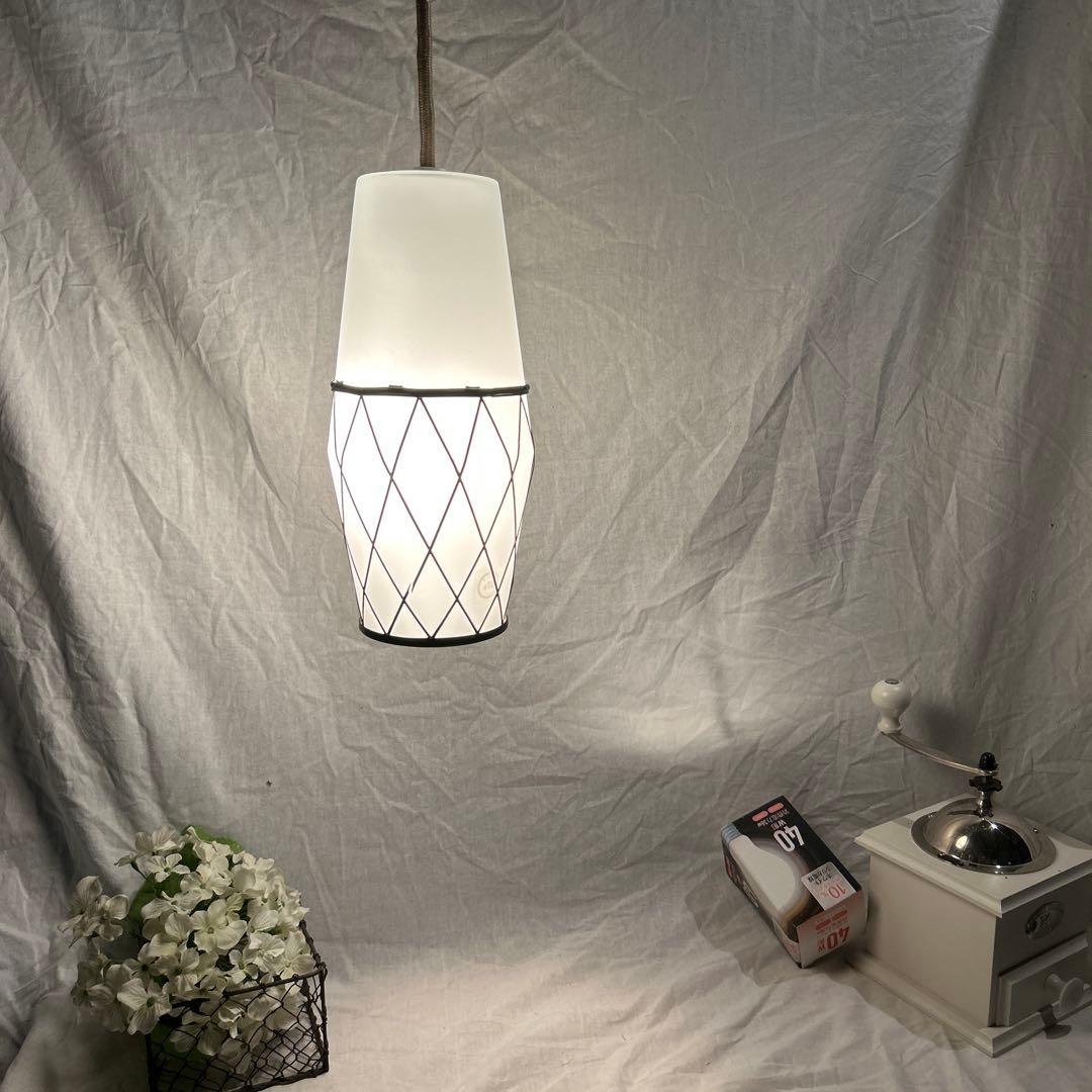 天井照明　和モダン　乳白ガラス　昭和レトロ　ガラス　ペンダントライト　温泉旅館