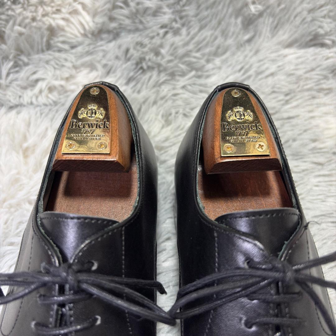 極美品✨Berwick UK6(25.5cm) プレーントゥ シューキーパー付属